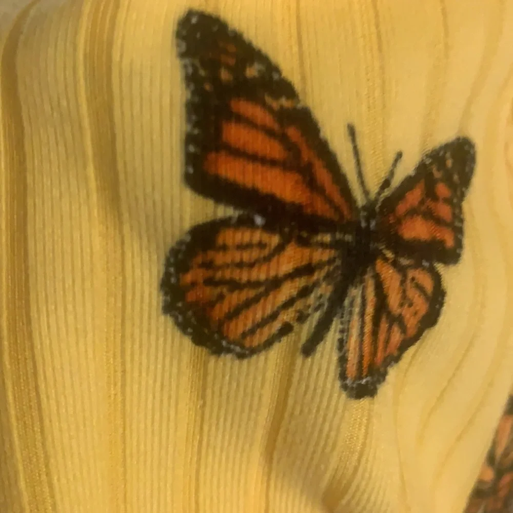 Major sale $15 was $19 New- Rue 21 ribbed butterfly top 1x yellow